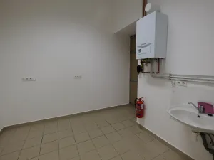 Pronájem obchodního prostoru, Uherský Brod, 110 m2