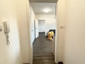 Pronájem bytu 2+kk, Ostrava, Stromovka, 36 m2