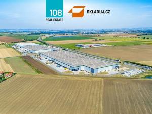 Pronájem skladu, Syrovice, 12667 m2