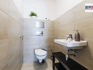 Prodej bytu 3+kk, Praha - Vysočany, Strnadových, 74 m2