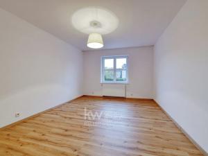 Prodej bytu 3+1, Cheb, Na Hradčanech, 103 m2