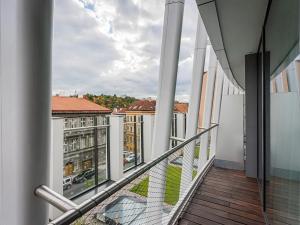 Pronájem bytu 2+kk, Praha - Smíchov, Holečkova, 74 m2