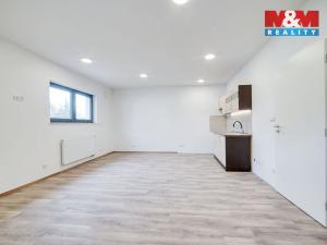 Pronájem bytu 1+kk, Nýřany, Benešova třída, 34 m2