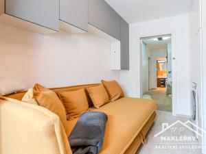 Prodej bytu 2+kk, Břežany II, 56 m2