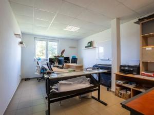 Prodej výrobních prostor, Želeč, 1332 m2