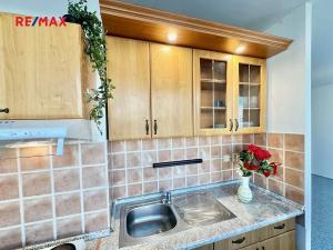 Pronájem bytu 1+kk, Pardubice, Gagarinova, 28 m2