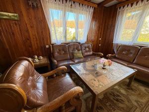 Pronájem rodinného domu, Čebín, 182 m2