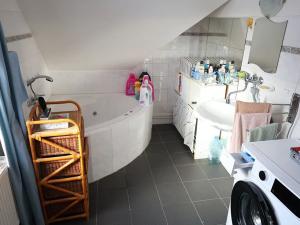 Prodej rodinného domu, Praha - Točná, Na Stráňkách, 300 m2