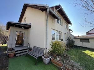 Prodej rodinného domu, Dvůr Králové nad Labem, Vrchlického, 180 m2