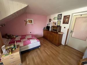 Prodej rodinného domu, Dvůr Králové nad Labem, Vrchlického, 180 m2