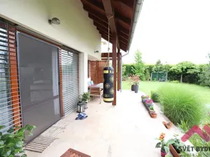 Pronájem rodinného domu, Praha - Dubeč, Kolocova, 221 m2