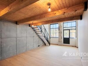 Prodej bytu 2+kk, Praha - Vysočany, Kolbenova, 77 m2