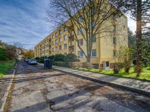 Pronájem bytu 1+1, Děčín - Děčín IX-Bynov, Gagarinova, 34 m2