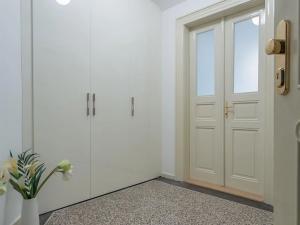 Pronájem kanceláře, Praha - Staré Město, Martinská, 76 m2