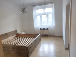 Pronájem bytu 2+1, Praha - Nusle, 5. května, 67 m2