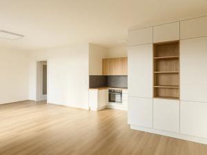 Prodej bytu 3+kk, Praha - Troja, Mazurská, 82 m2