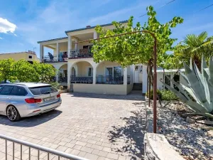 Prodej bytu 5+kk, Malinska, Chorvatsko, 98 m2