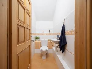 Prodej rodinného domu, Mnichovice, Myšlínská, 321 m2