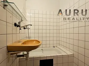 Prodej bytu 2+kk, Praha - Újezd nad Lesy, Žíšovská, 45 m2