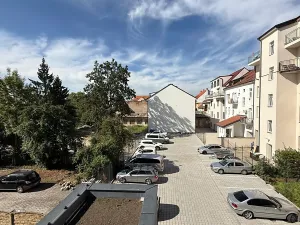 Pronájem bytu 2+kk, České Budějovice, Štítného, 57 m2