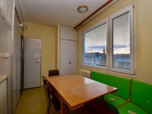 Prodej bytu 2+1, Chvaletice, Generála Svobody, 62 m2