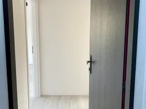 Pronájem bytu 2+kk, Praha - Košíře, Vrchlického, 47 m2