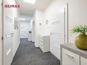 Prodej vícegeneračního domu, České Velenice, Komenského, 247 m2