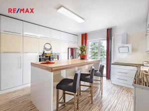 Prodej vily, České Velenice, Komenského, 247 m2