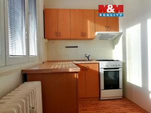 Pronájem bytu 2+1, Klášterec nad Ohří - Miřetice u Klášterce nad Ohří, Jana Ámose Komenského, 52 m2