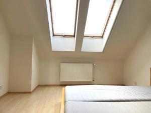 Prodej bytu 4+kk, Jesenice, Hrnčířská, 100 m2