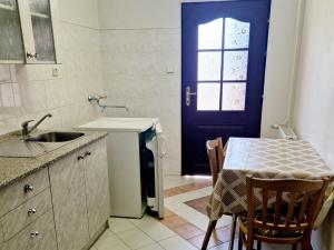 Pronájem kanceláře, Chomutov, Vršovců, 30 m2