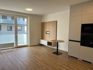 Pronájem bytu 2+kk, Praha, 56 m2