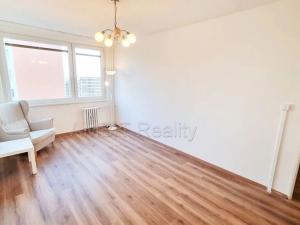 Pronájem bytu 2+kk, Praha - Černý Most, Vašátkova, 42 m2