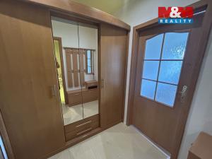 Pronájem bytu 1+kk, Ústí nad Labem - Krásné Březno, Obvodová, 31 m2