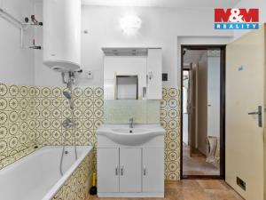 Prodej rodinného domu, Boseň, 200 m2