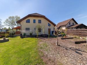 Prodej rodinného domu, Letiny, 282 m2