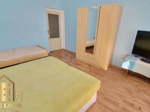 Prodej kanceláře, Jeníkovice, 228 m2