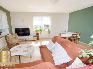 Prodej ubytování, Jeníkovice, 228 m2