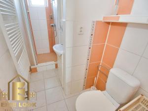 Prodej ubytování, Jeníkovice, 228 m2