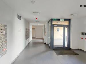 Prodej bytu 2+kk, Praha - Stodůlky, Nárožní, 52 m2