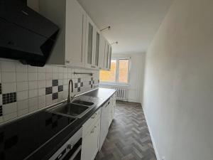 Pronájem bytu 2+1, Chomutov, 17. listopadu, 58 m2
