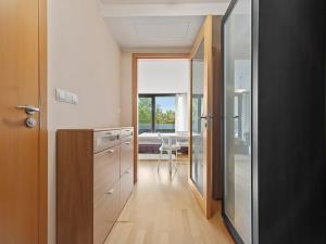 Pronájem bytu 1+kk, Praha - Žižkov, Ke kapslovně, 51 m2