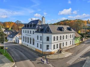 Prodej ubytování, Osečná, Svatovítské náměstí, 1005 m2