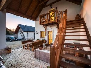 Prodej apartmánu, Lipí, 197 m2