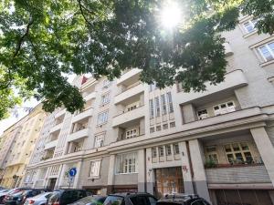 Prodej bytu 2+kk, Praha - Žižkov, Biskupcova, 64 m2