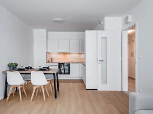 Pronájem bytu 3+kk, Praha - Vysočany, Hindlova, 63 m2