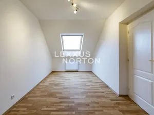 Pronájem vily, Praha - Nebušice, U Házů, 229 m2