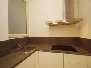 Pronájem bytu 1+1, Praha - Nové Město, Bolzanova, 47 m2