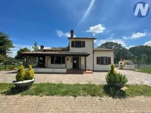 Prodej vily, Civitella in Val di Chiana, Itálie, 200 m2