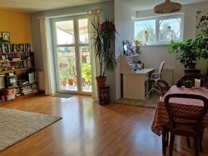 Pronájem bytu 3+1, Horoměřice, Komenského, 75 m2